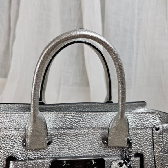 Rare Coach Swagger Metallic Silver Leather Bag | Structured Satchel + Crossbody - Picture 7 of 16